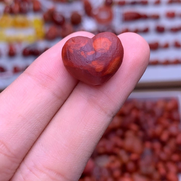 南红玛瑙未镶嵌珠宝半成品20