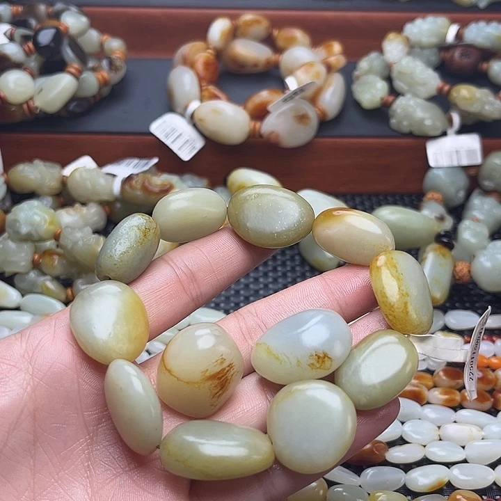 和田玉手链未镶嵌十***香