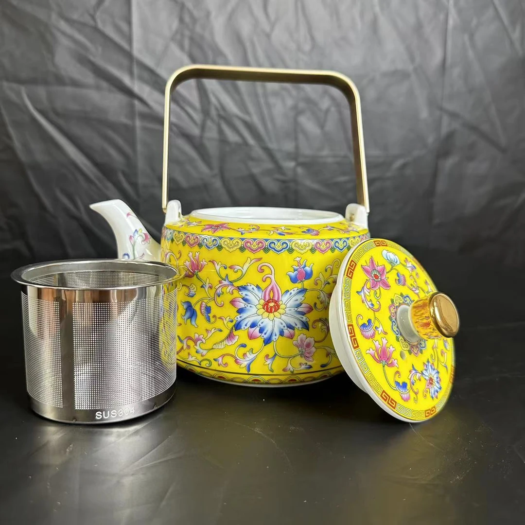 ZY-DP-A11帝王黄缠枝莲提梁壶/高16厘米宽17厘米/仅有一件