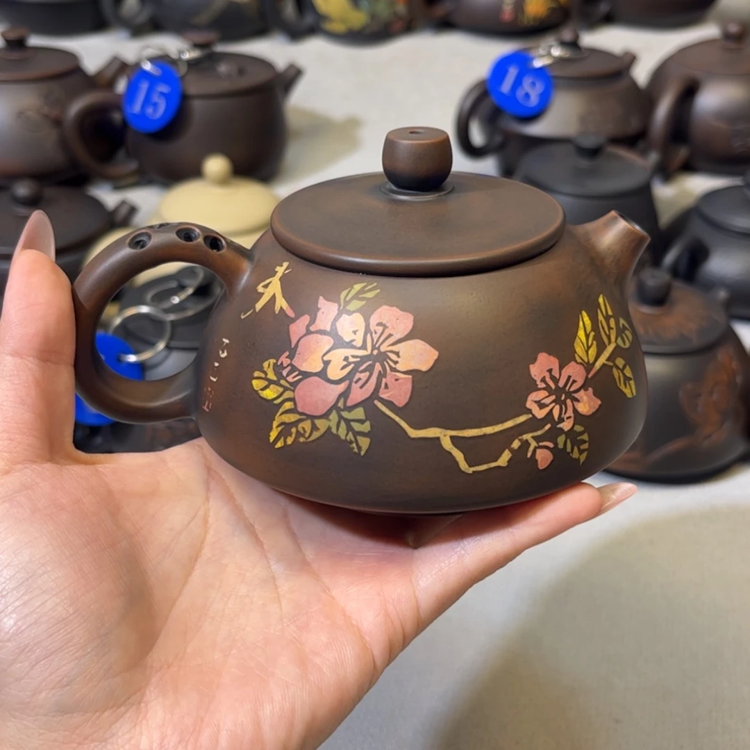 【闪购商品】红泥 微微瑕 容量 260c c