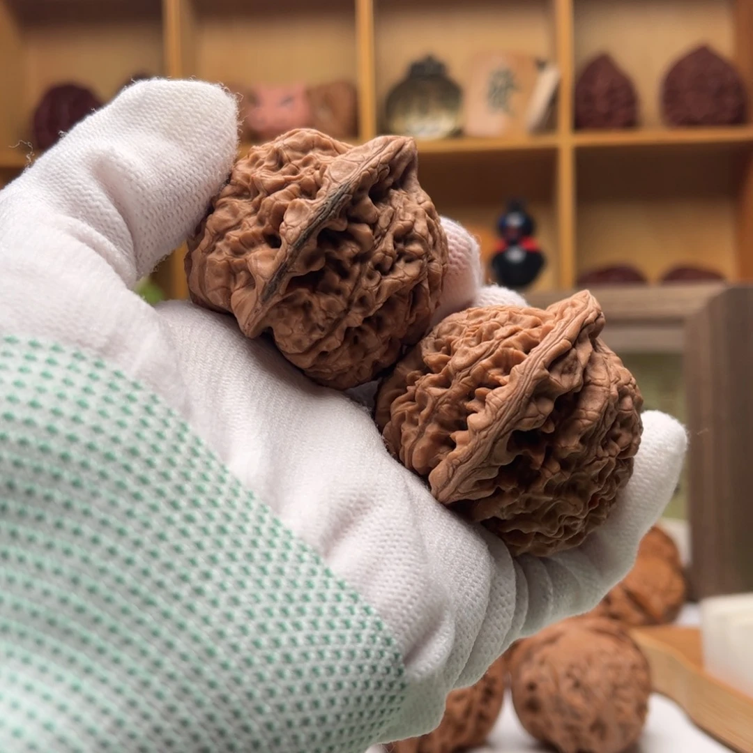 文玩核桃把件福利对不退换，47官帽