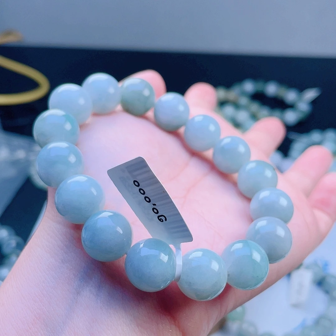 定制翡翠未镶嵌珠串