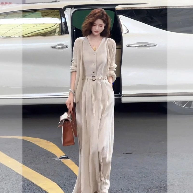 今年流行气质名媛高端女神范感精小海滩小妈包臀裙