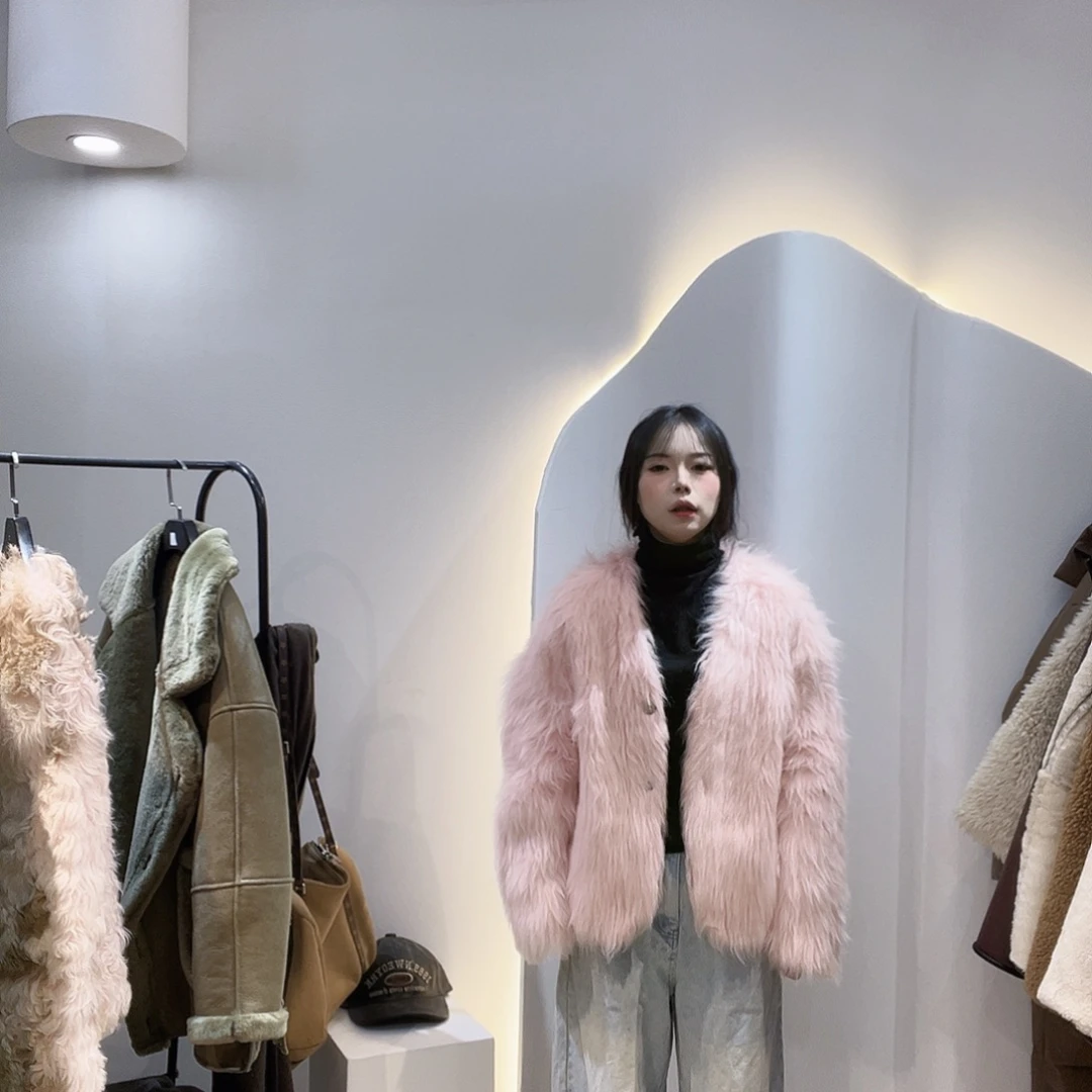 真皮皮毛一体外套222-3356。115斤内