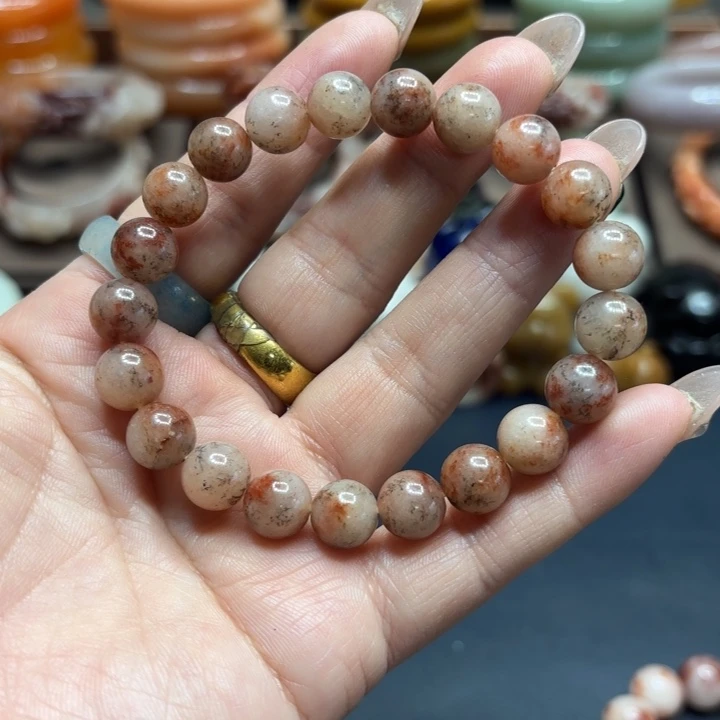 石英岩玉合金颈饰