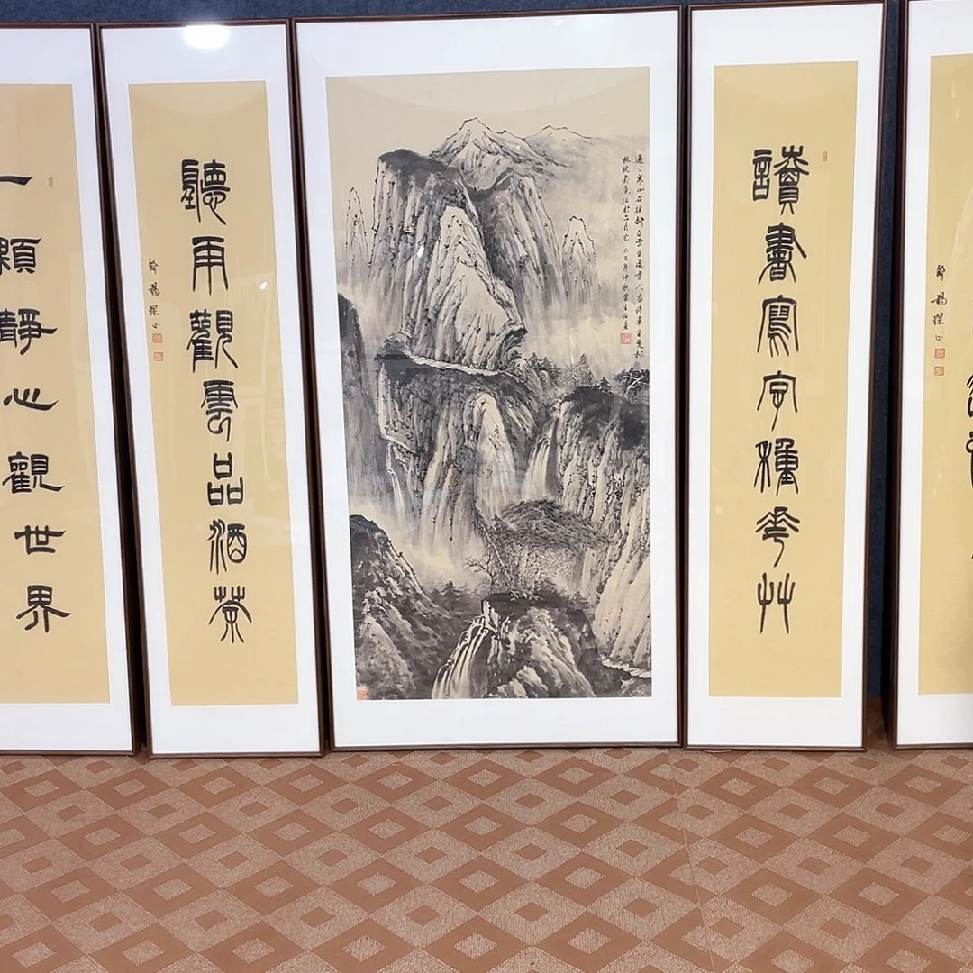 国画手绘画作品带框