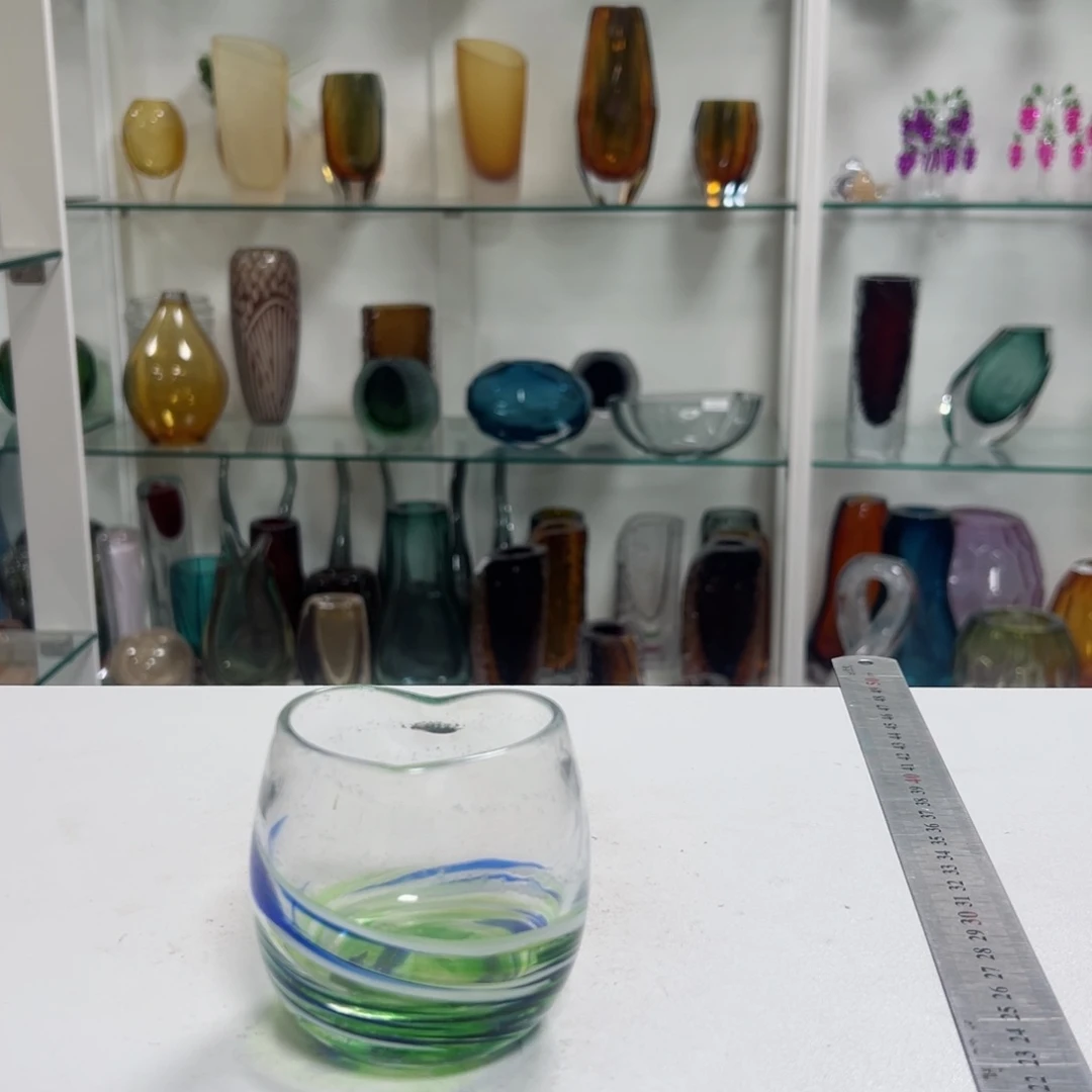 幻彩琉璃花器纯手工制品高度8
