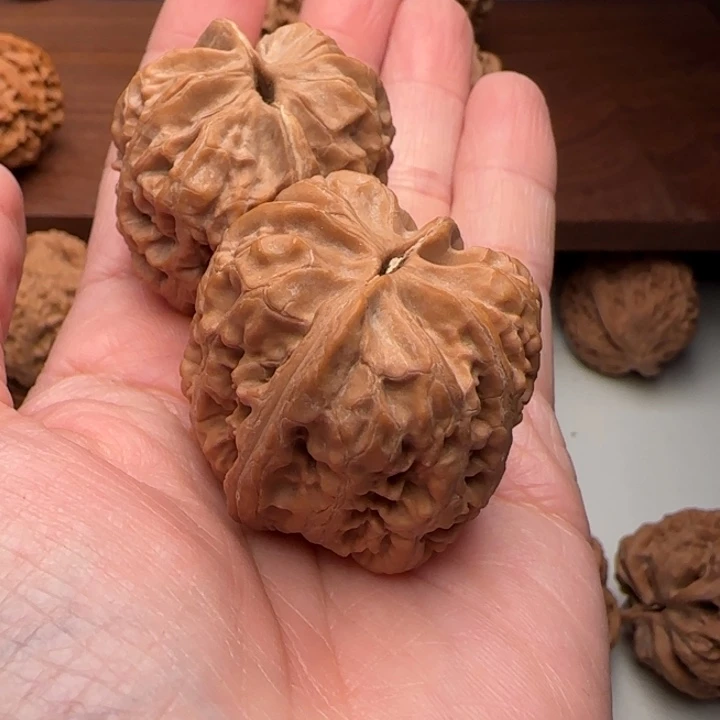 文玩核桃吊坠流*西北将军膀