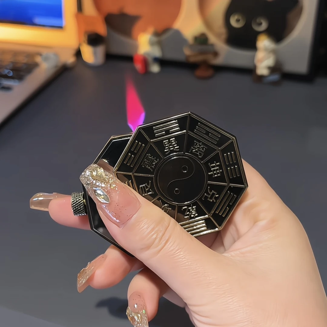 旋转解压金属陀螺八卦复古匠心浮雕工艺防风男士高档打火机礼物