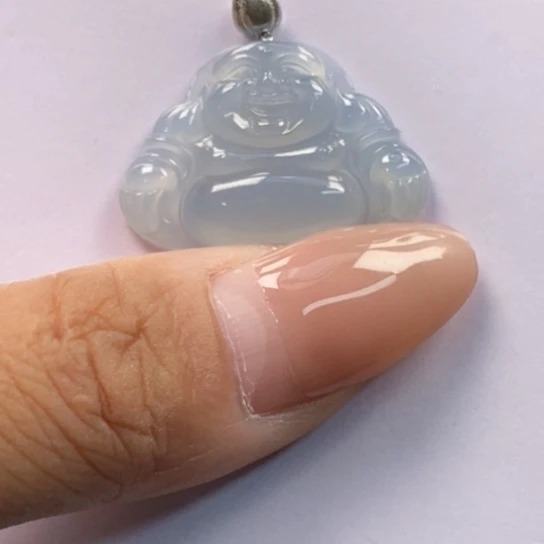 颈饰18K金镶嵌翡翠吊坠