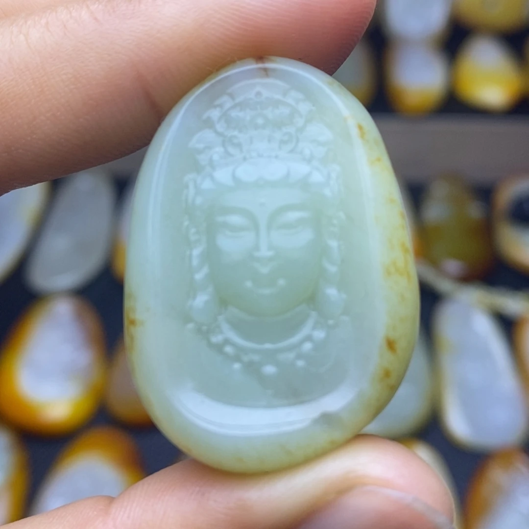 和田玉（糖玉）未镶嵌颈饰