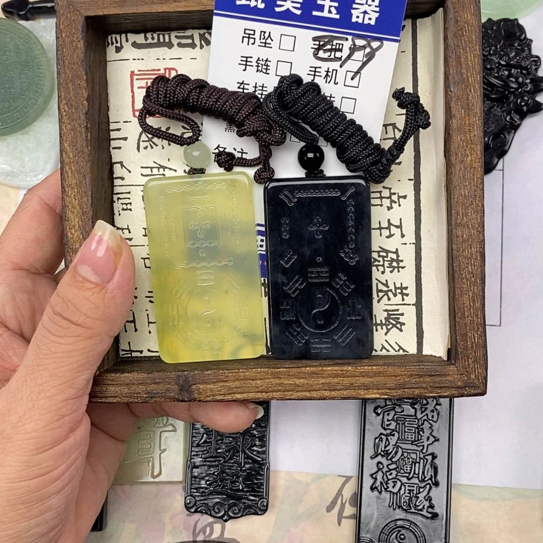 【闪购商品】未镶嵌岫玉挂件易*挂件