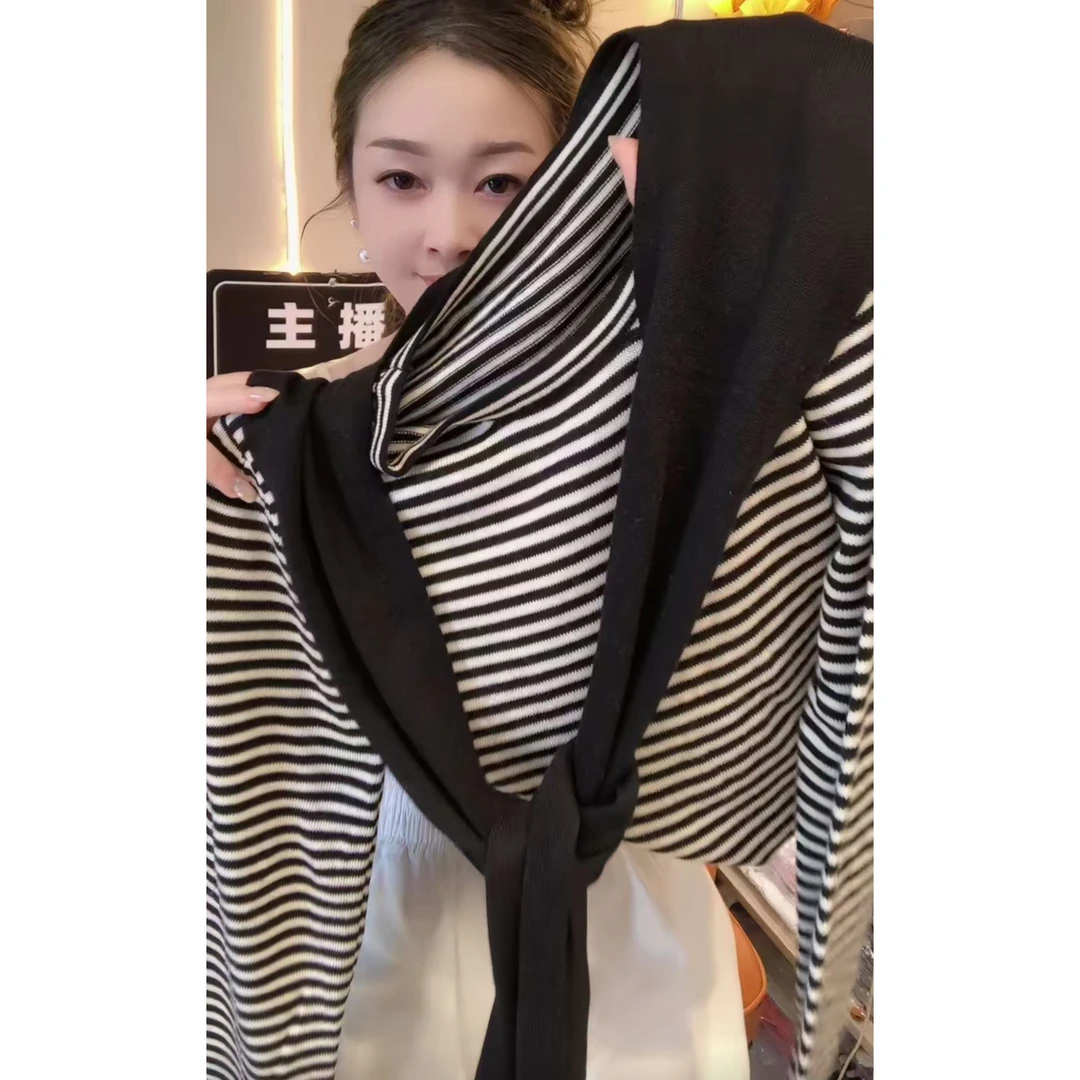 今年流行穿搭2025早秋新款温柔风薄款条纹毛针织衫真两件长袖上衣