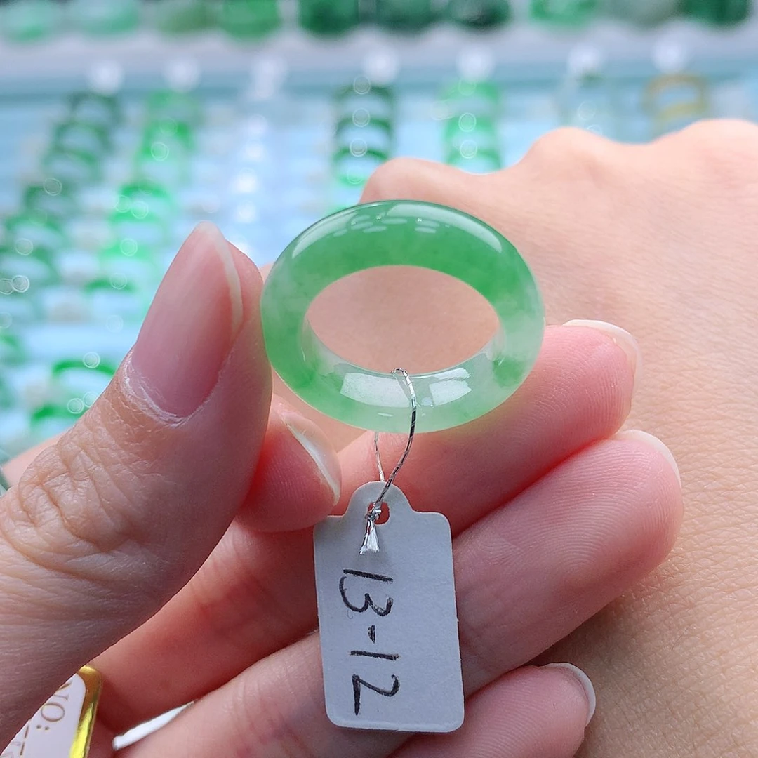 未镶嵌戒指翡翠蛋*缅甸翡翠A货