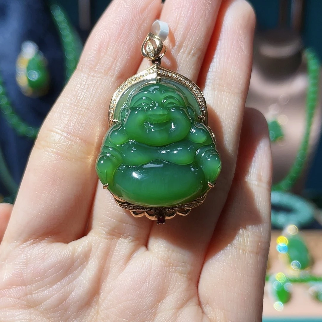 和田玉（碧玉）18K金镶嵌颈饰