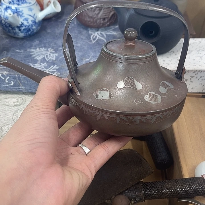 瓷片发发发发发发发发发发发发发