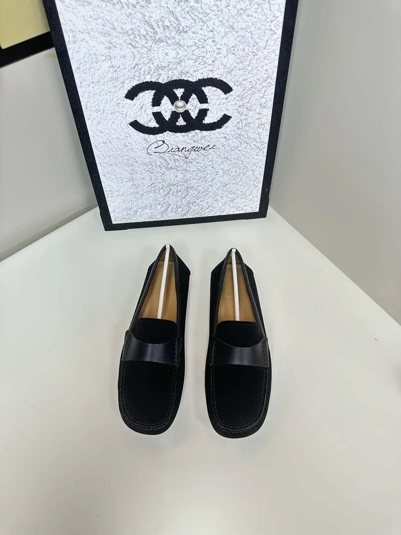 2025豆豆鞋男士百搭经典时尚夏季软底软面舒适真皮豆豆鞋