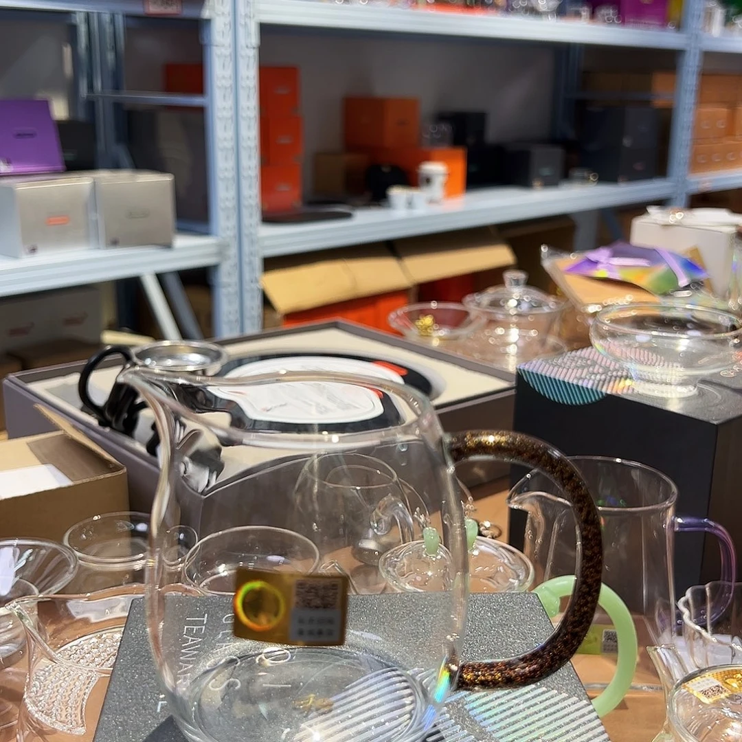 红***脸禾器澄然玫瑰金公道杯