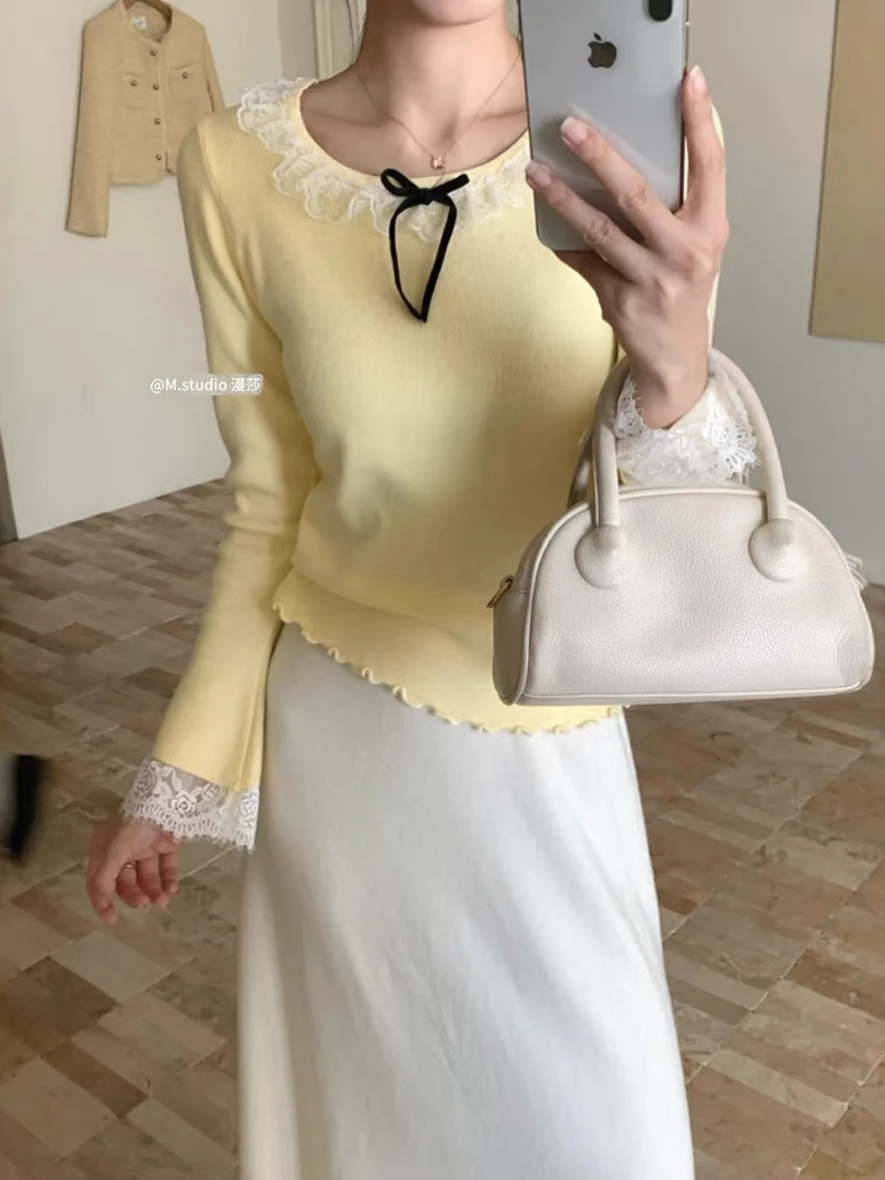 741-纯欲花边喇叭袖打底衣毛衣