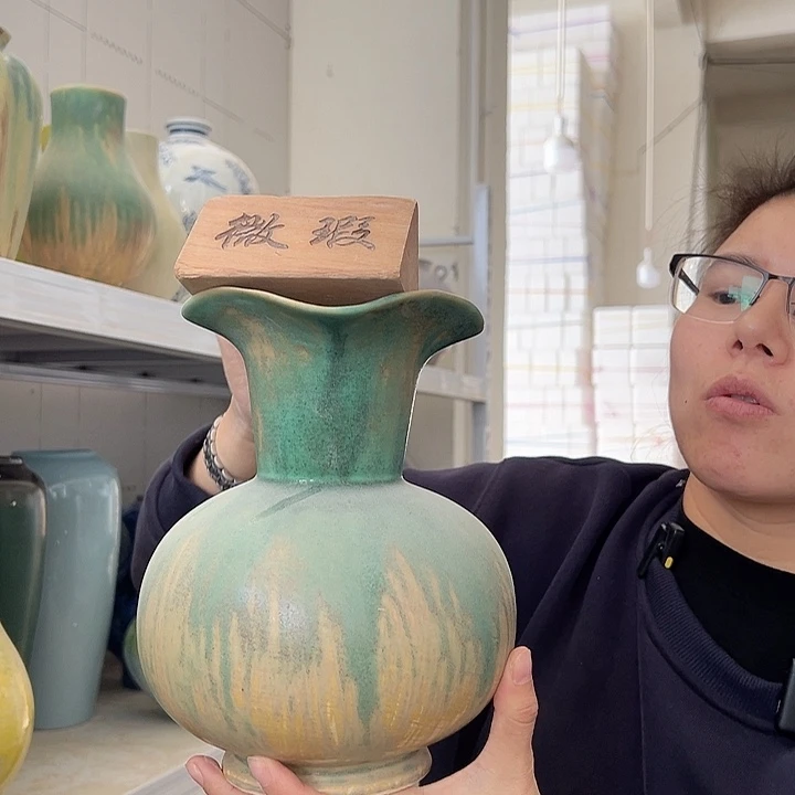 景德镇陶瓷花瓶工厂