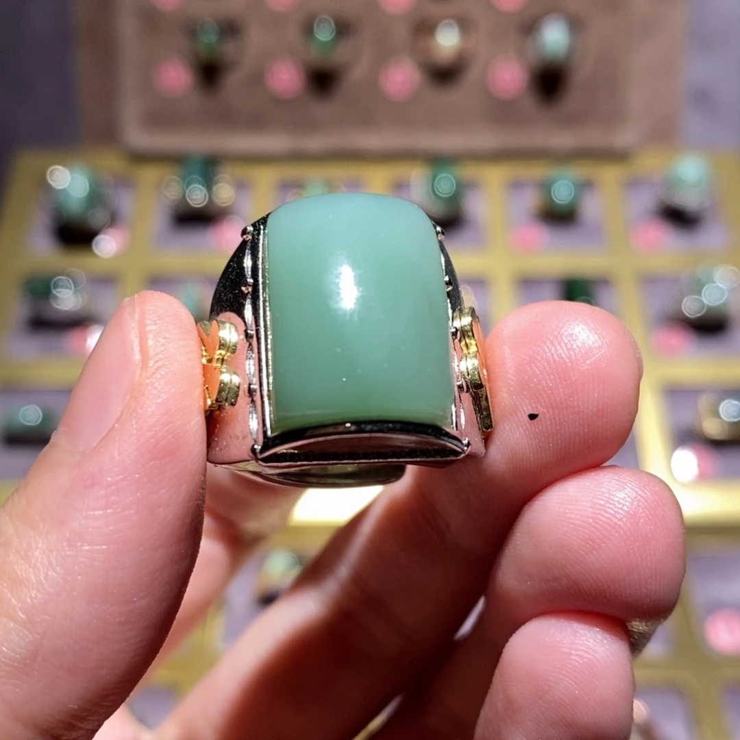 和田玉（碧玉）戒指未镶嵌