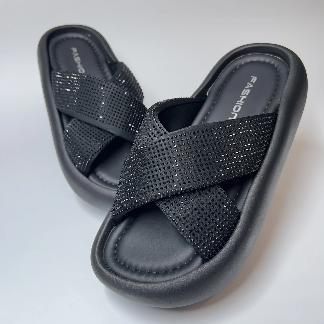 520-3 一字型厚底夏季复古港风夏一字拖休闲风日常刺绣纳帕