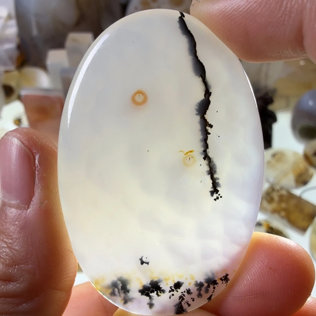 玛瑙/玉髓未镶嵌珠宝半成品