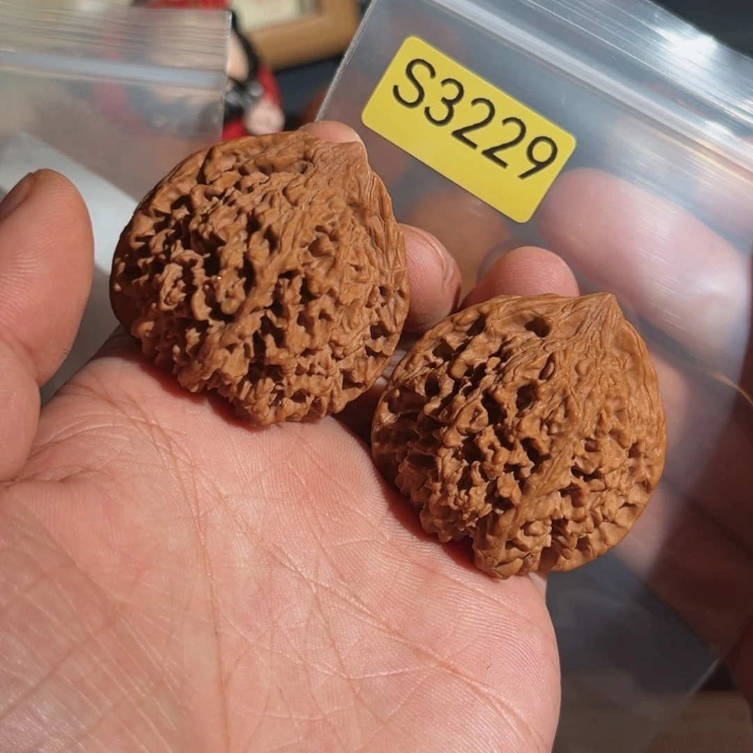 文玩核桃把件满天星