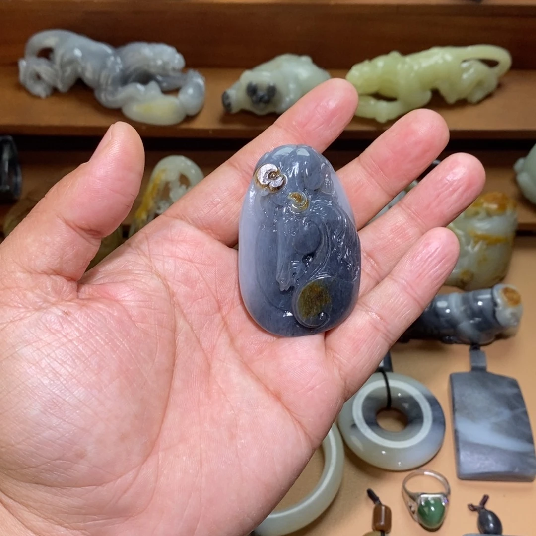 未镶嵌和田玉挂件