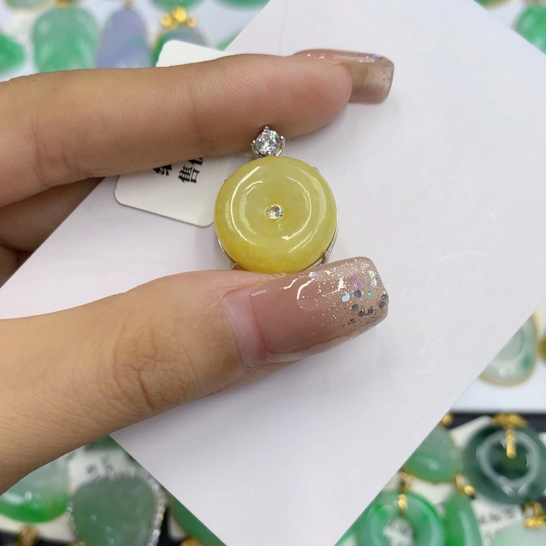 翡翠银S925镶嵌颈饰翡翠