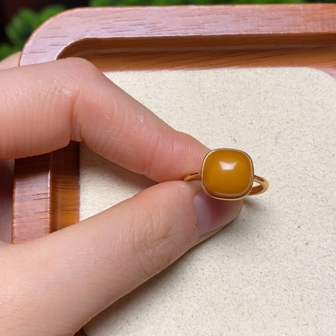 【闪购商品】银S925镀金镶嵌蜜蜡戒指戒指