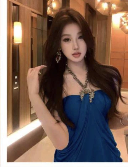 冷艳御姐风重工挂脖泰式褶皱吊带背心上衣女休闲穿搭必备