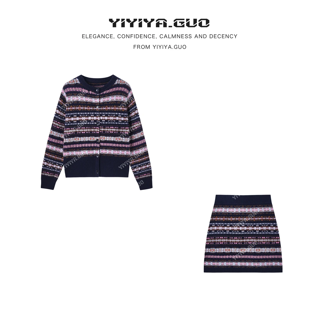 yiyiya.Guo艺艺吖【花密】新款针织圆领长袖毛衣100385SS52