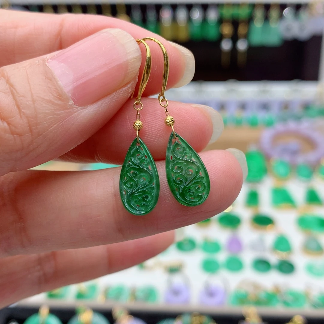 翡翠18K金镶嵌耳饰