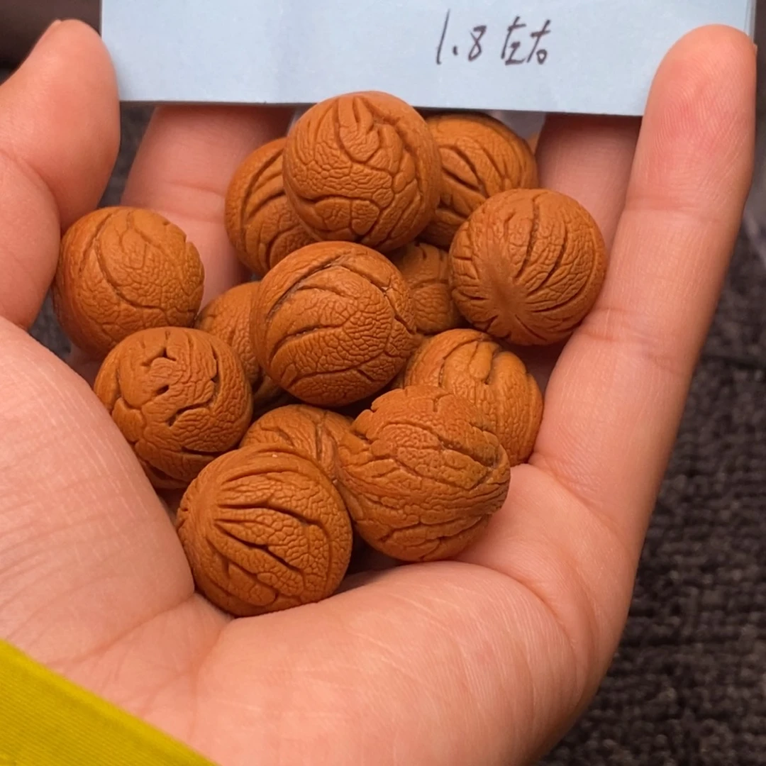 秦岭山脉龙纹桃核。14k