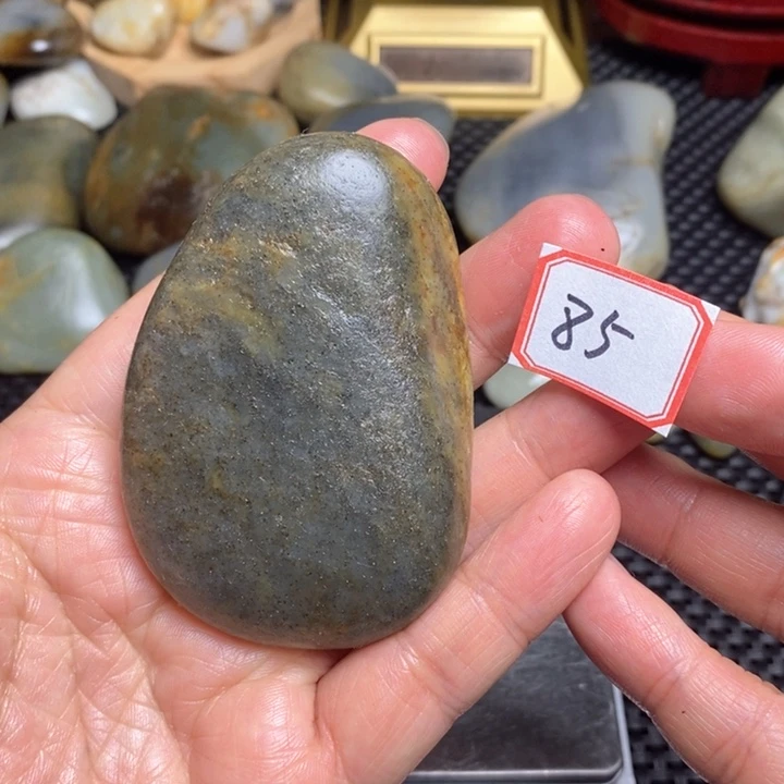 未镶嵌和田玉把件85