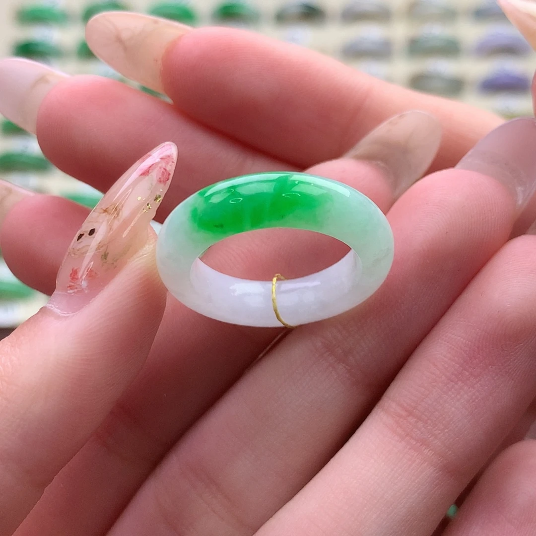 翡翠未镶嵌戒指港14