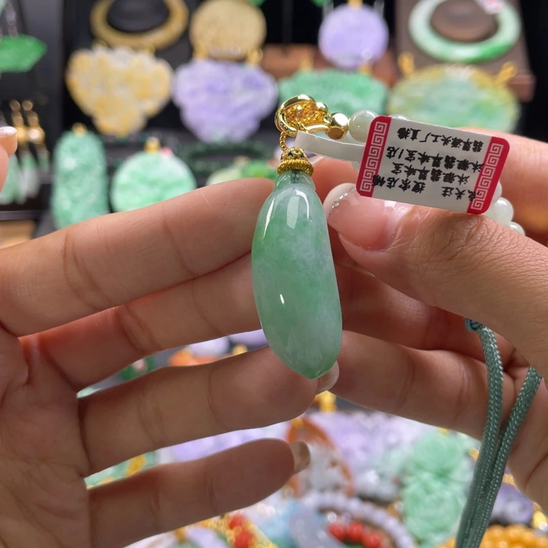 翡翠未镶嵌颈饰代编织