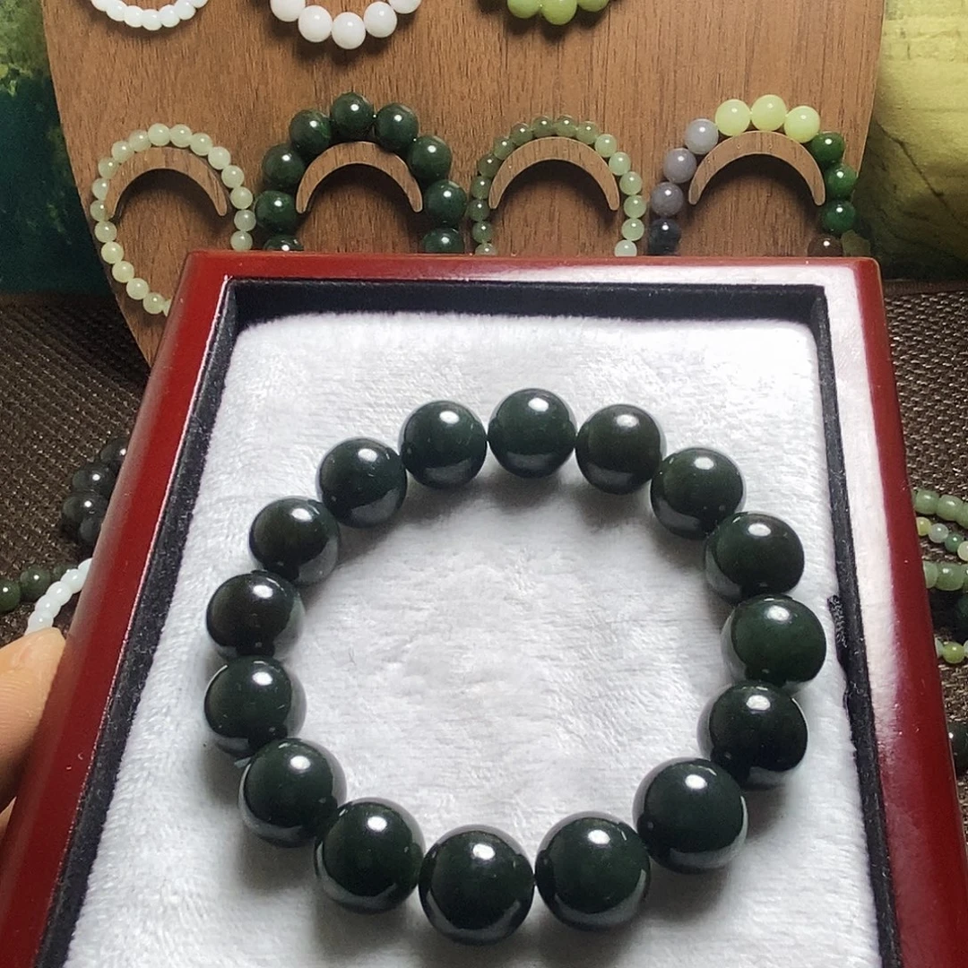 和田玉未镶嵌手串