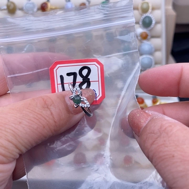 未镶嵌戒指翡翠缅甸