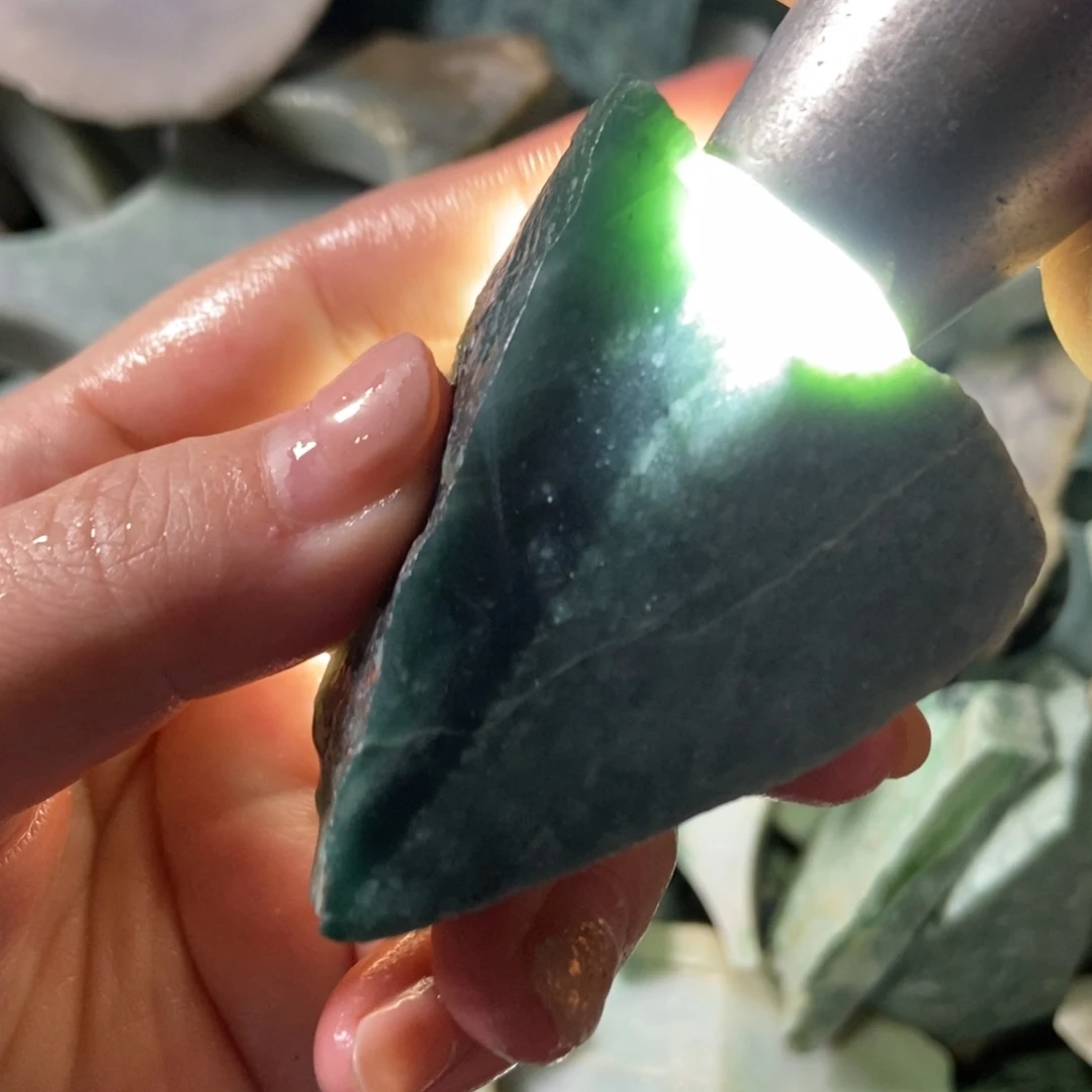 翡翠未镶嵌挂件翡翠