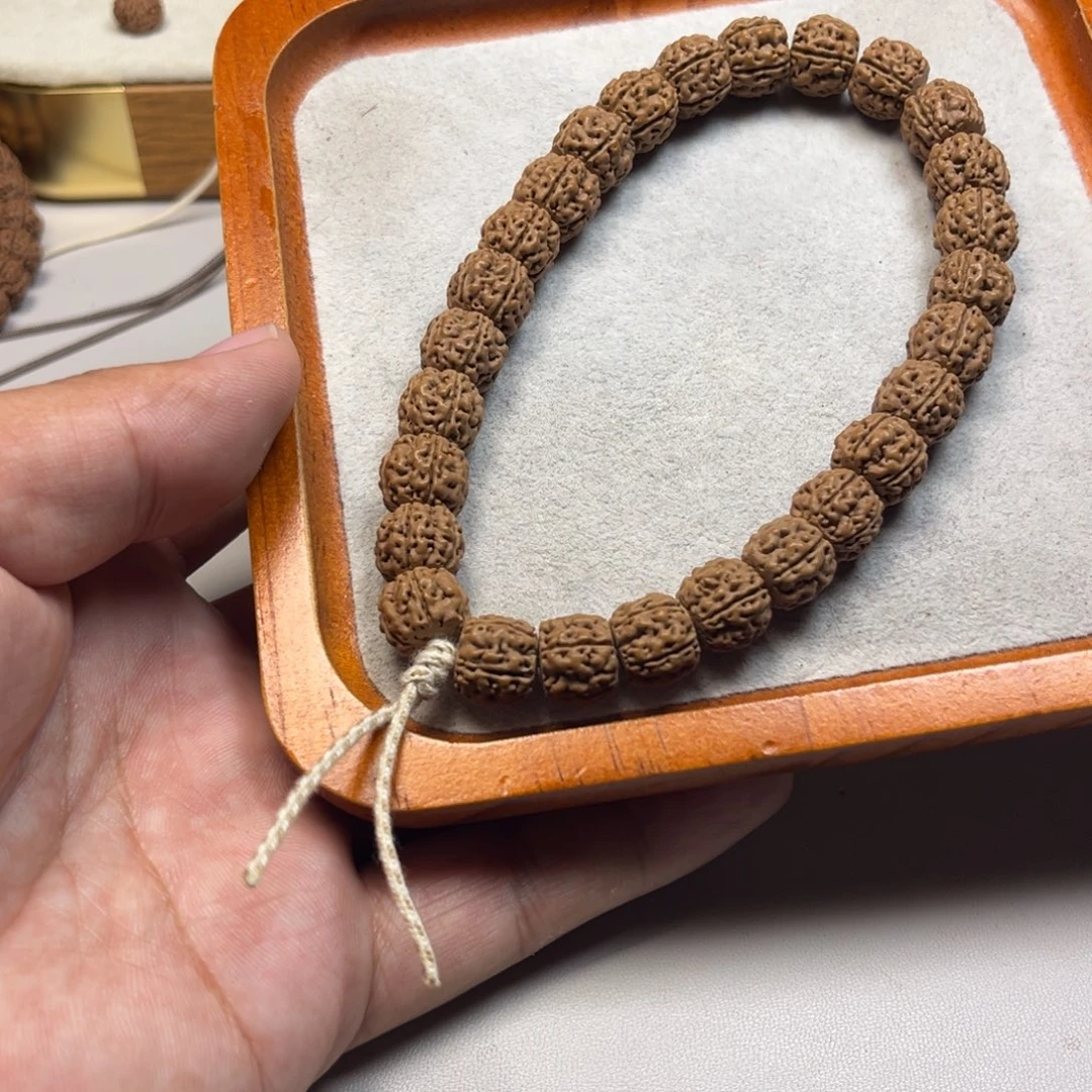 手串金刚菩提藏切盘龙