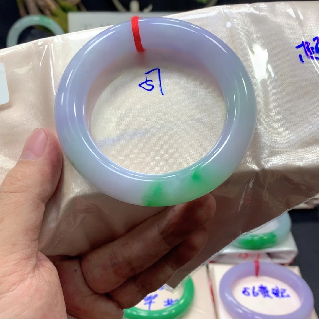 翡翠未镶嵌手镯翡翠