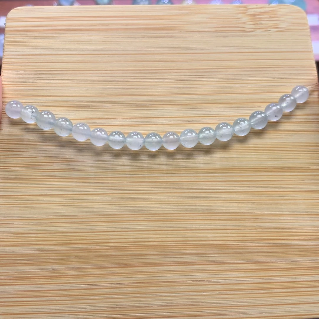 翡翠未镶嵌手链高冰5mm18颗
