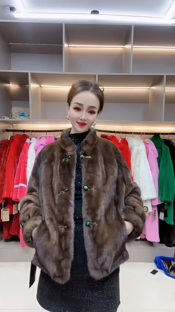 2024新貂皮大衣女短款立领整貂水貂毛皮草外套进口咖啡色时尚国风