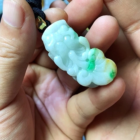 颈饰未镶嵌翡翠福豆豆珠宝翡翠颈饰