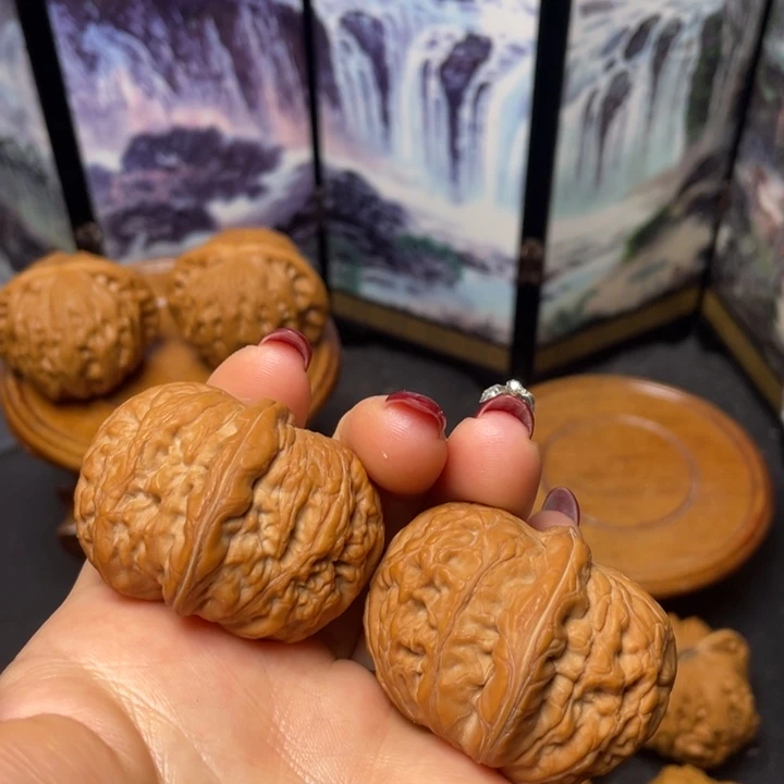 文玩核桃把件42全品元宝