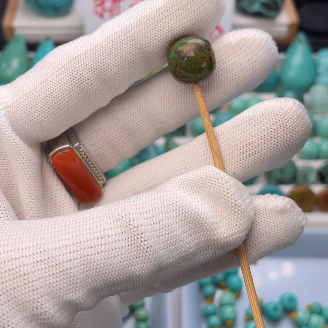 南红玛瑙未镶嵌菜籽绿12老型