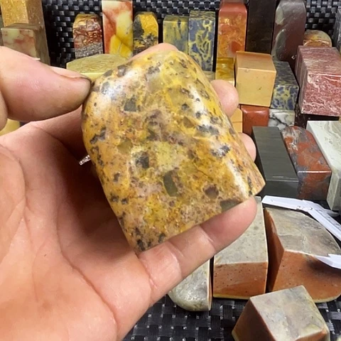 寿山石孩*樱寿山石寿山石