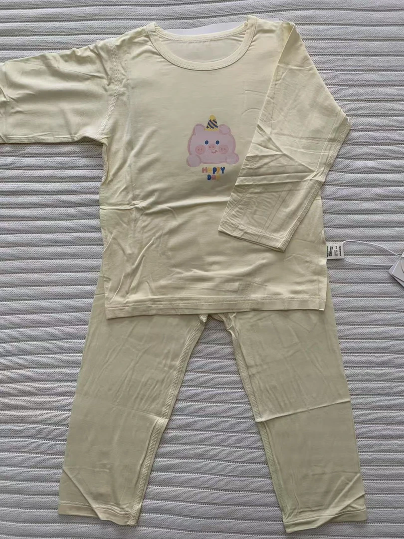 儿童无骨圆领套空调服丫丫及库比书家